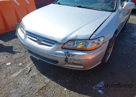 2001 Honda Accord 2.3 Ex from USA, damaged, VIN 1HGCG32571A027065
